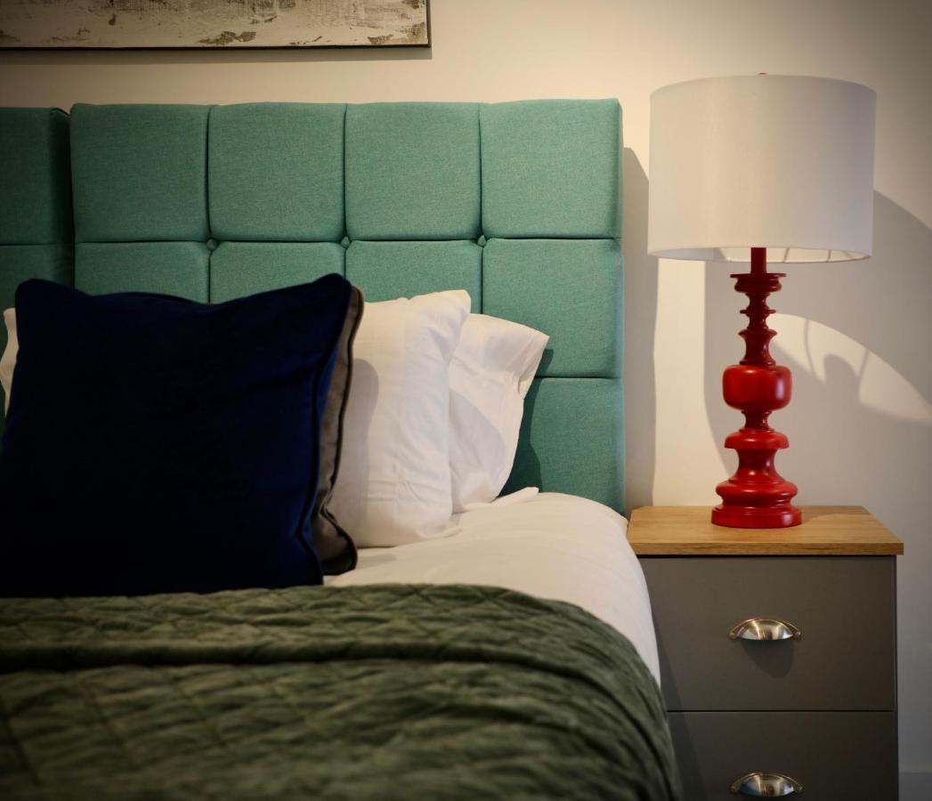 Serviced Apartments Nailsea Eksteriør bilde